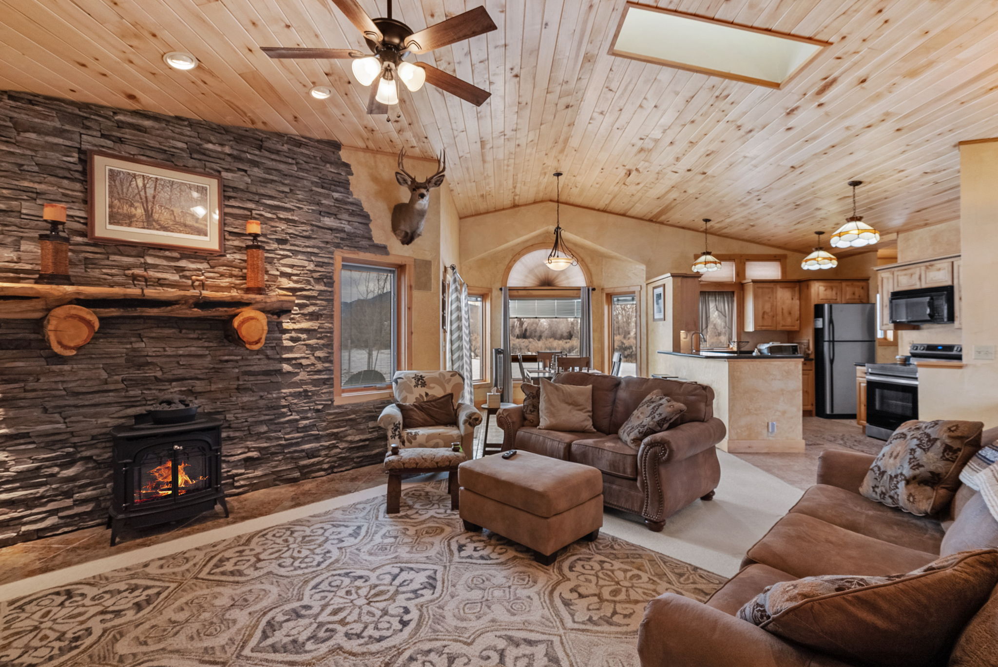 30 Wilson Ln, Sheridan, MT 59749