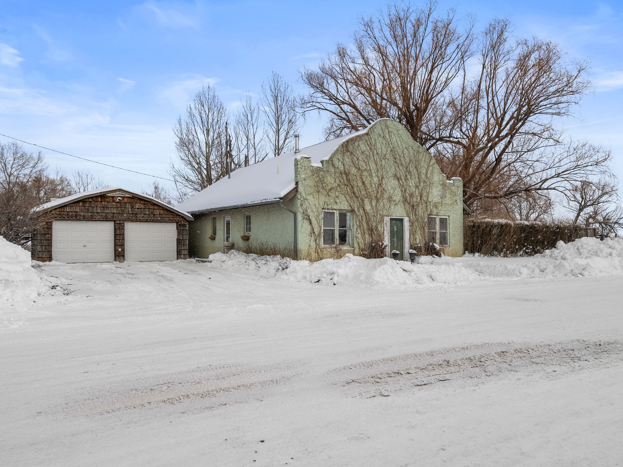 509 E Railroad Ave N, Manhattan, MT 59741