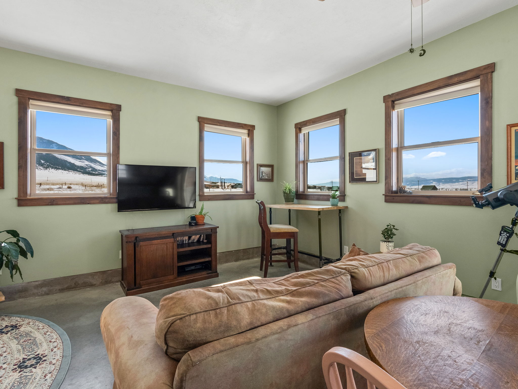 31 Big Sky Dr, Ennis, MT 59729