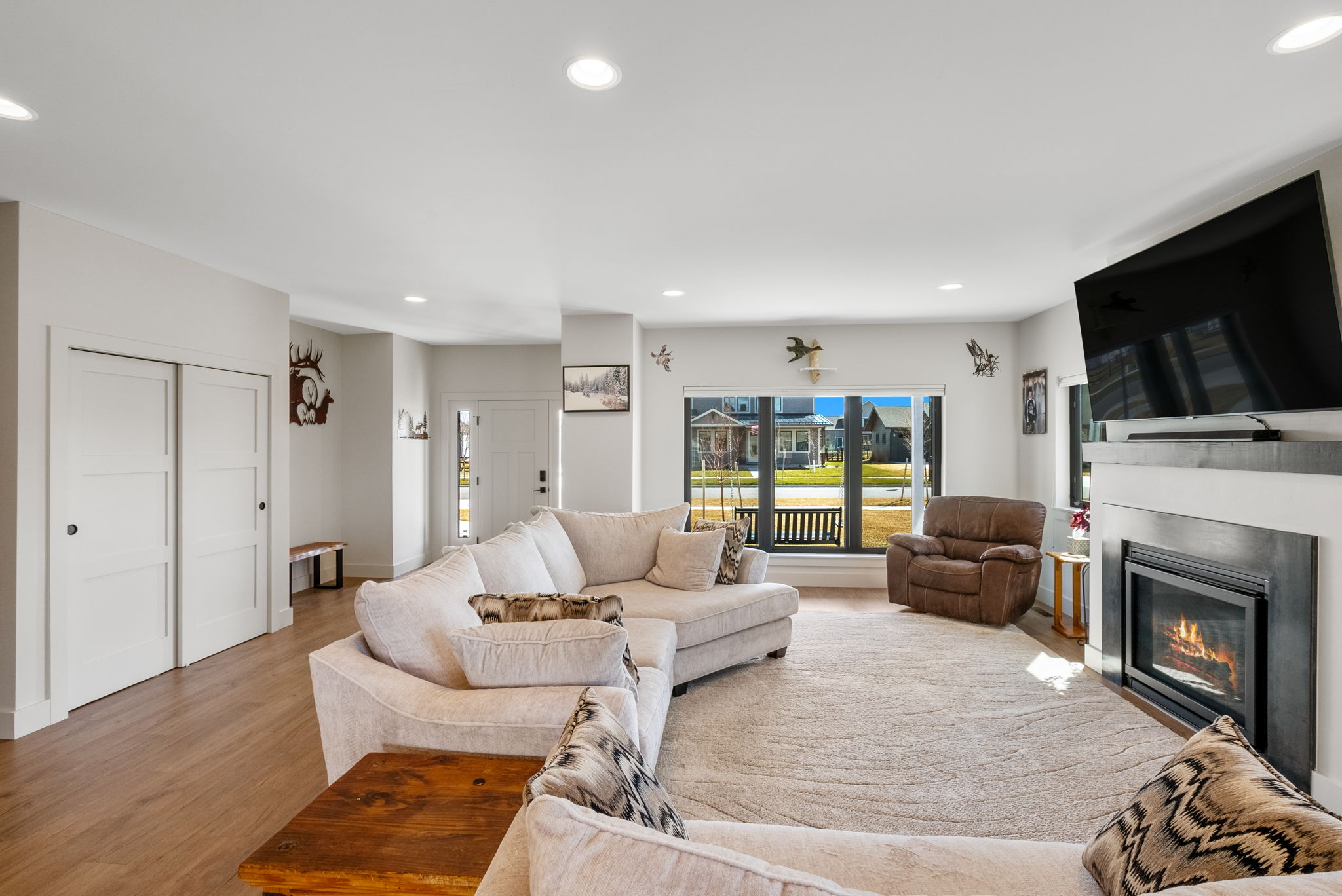 33 Colony Ct Manhattan, MT 59741
