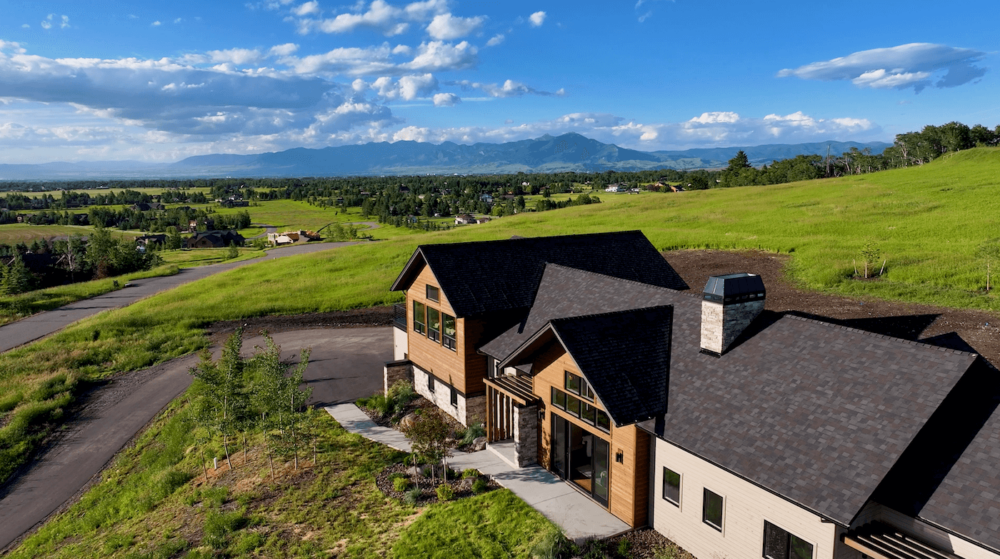 services-aerial-videography-home-with-mountain-view Aerial videography of a home with the mountain view