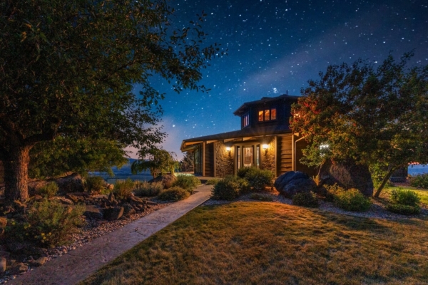 Twilight exterior photography - real estate
